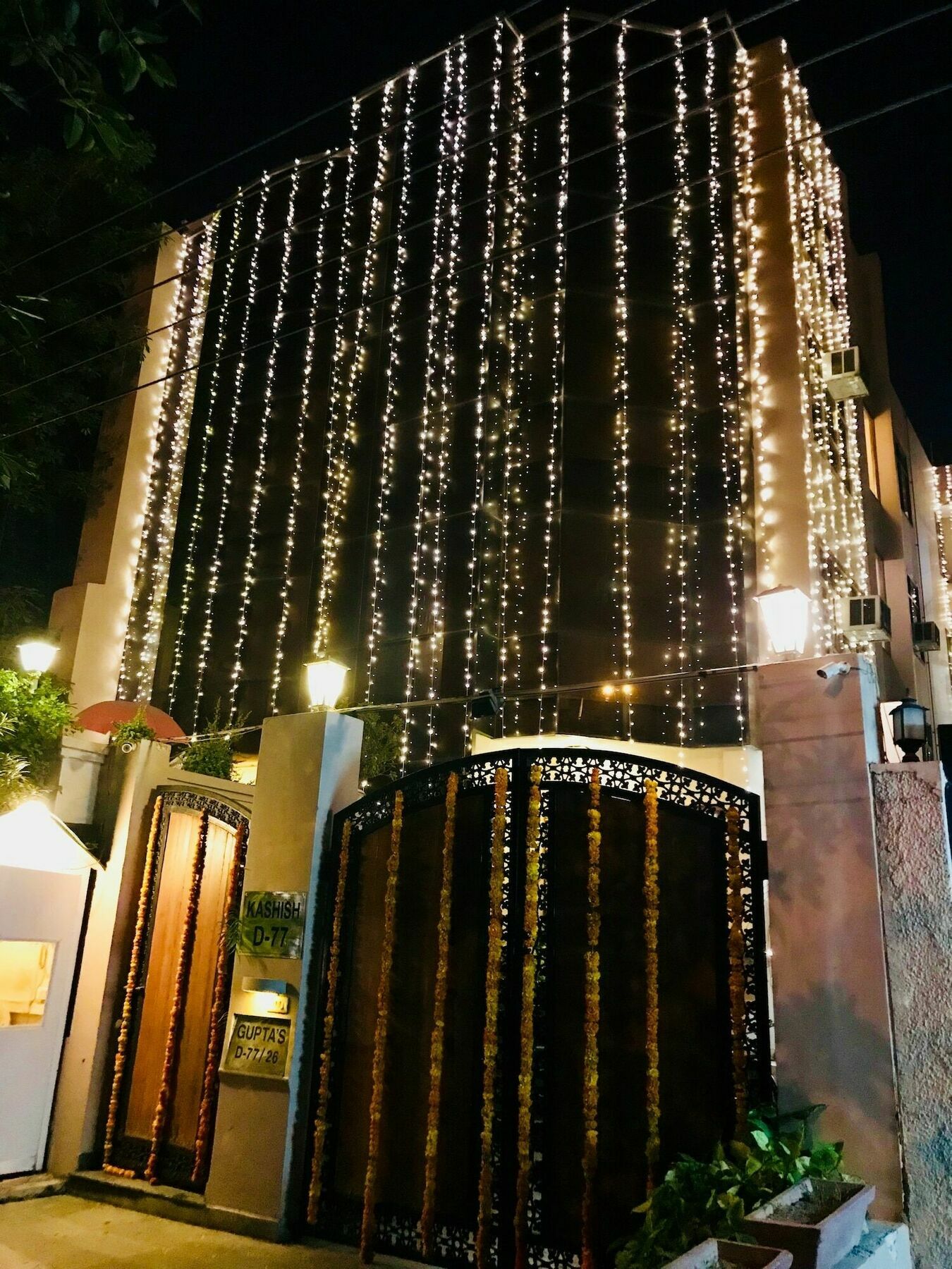 Fabhotel Kashish Residency Sector 26 Нойда Экстерьер фото